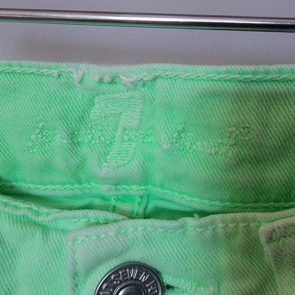 7 For All Mankind Skinny Cropped Jeans Lime Green size 26 - Picture 5 of 11